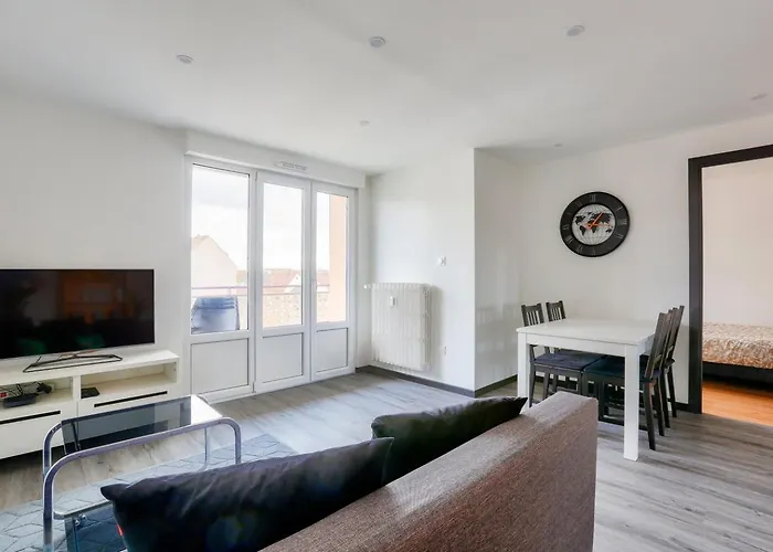 Lejlighed Lovely 2 Bedroom Flat With Balcony Near The Centre Strasbourg