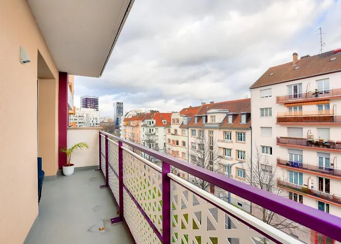 Lovely 2 Bedroom Flat With Balcony Near The Centre Lejlighed *