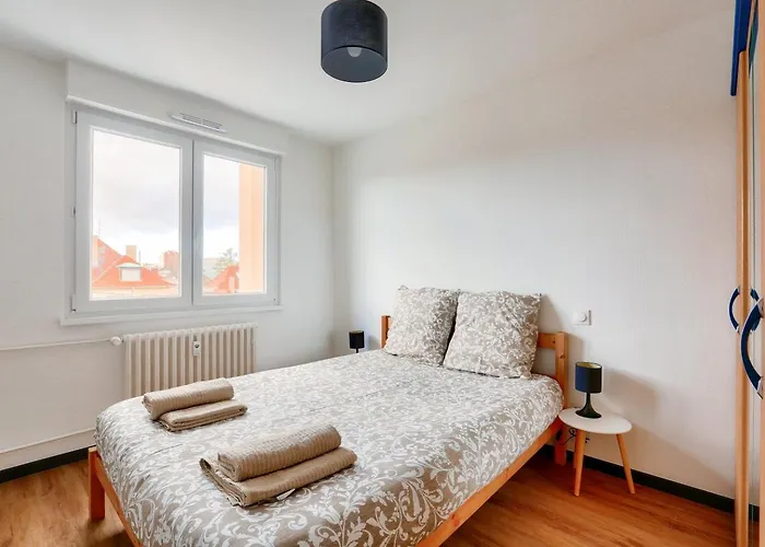 Lejlighed Lovely 2 Bedroom Flat With Balcony Near The Centre Strasbourg