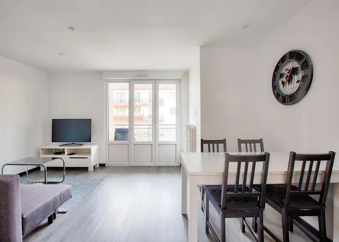 Lovely 2 Bedroom Flat With Balcony Near The Centre Strasbourg